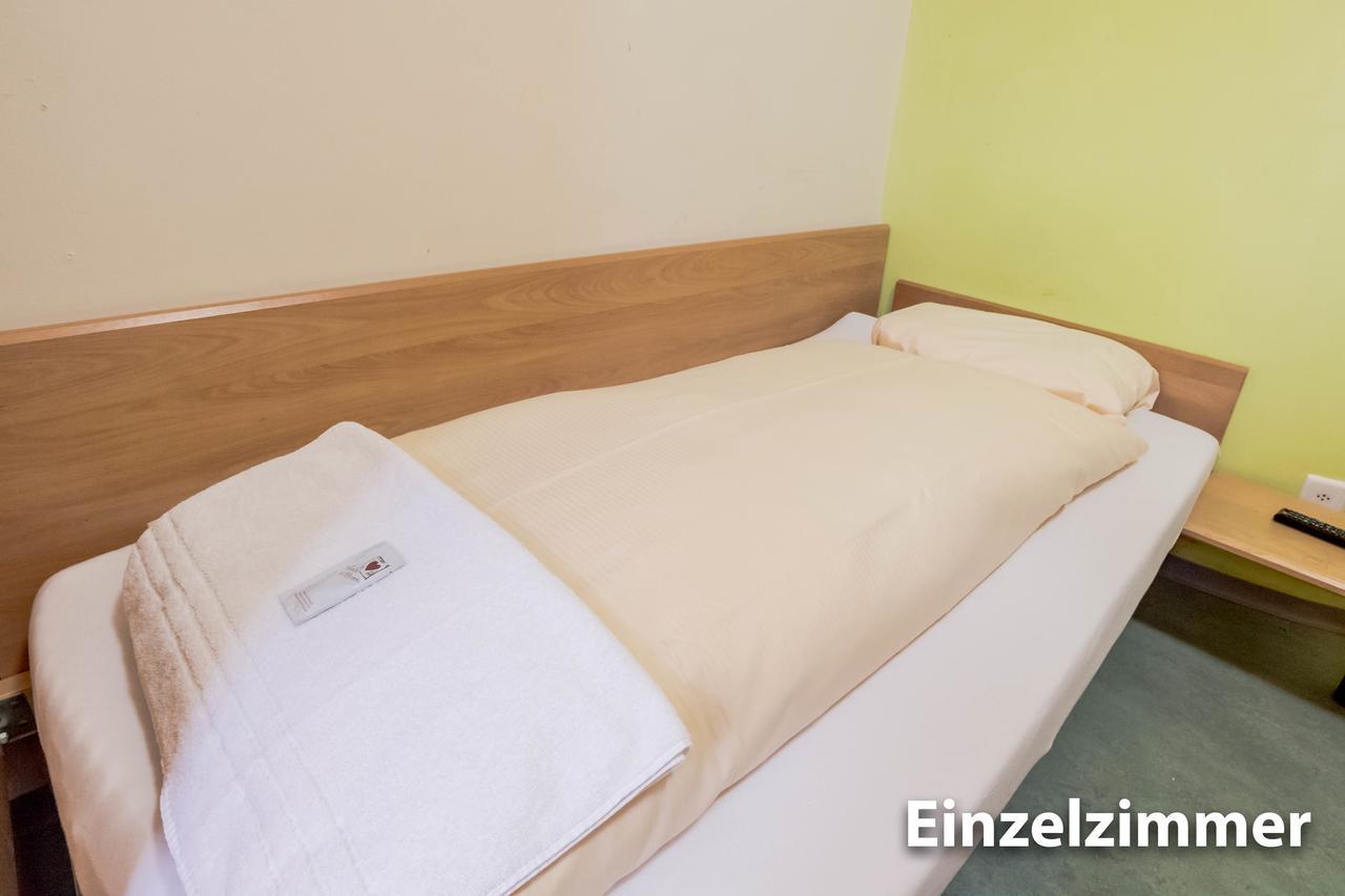 Hotel & Backpackers Zak Schaffhausen Exterior foto